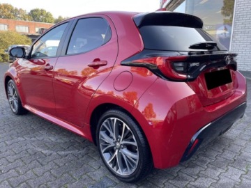 Toyota Yaris IV Hatchback Facelifting 1.5 Hybrid Dynamic Force 116KM 2026 Szybki odbiór - Style 1.5 Hybrid 116KM | Podgrzewane fotele!, zdjęcie 4