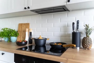 Komplet zestaw garnków indukcja z akcesoriami 8 elementów MPM MGK-23