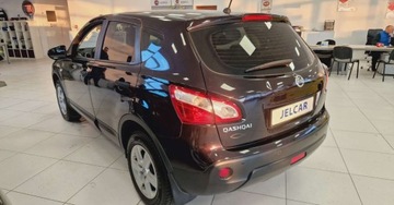 Nissan Qashqai I Crossover 1.6 Start/Stop 117KM 2010 Nissan Qashqai 1.6 117KM Salon PL 1.6 Benzyna 117KM, zdjęcie 4