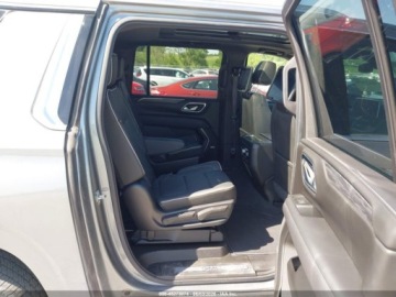  GMC Yukon Slt 2021 5.3 Benzyna 355KM, zdjęcie 13
