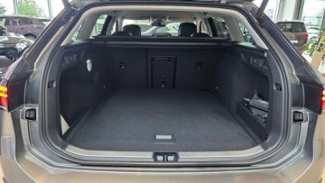 Volkswagen Passat B8 Variant Facelifting 2.0 TDI SCR 150KM 2025 Volkswagen Passat Variant Business Plus 2.0 TDI DSG7Side AssistNawigacjaFo, zdjęcie 10