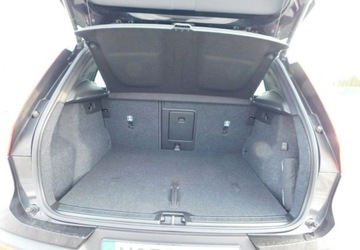 Volvo XC40 Crossover Facelifting 2.0 B4 197KM 2022 Volvo XC 40 2.0T R-Design z Gwarancja Model 2022r 2.0 Benzyna 197KM, zdjęcie 14