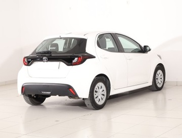 Toyota Yaris IV Hatchback 1.5 Dynamic Force 125KM 2020 Toyota Yaris 1.5 VVT-i, Salon Polska, Klima, zdjęcie 4