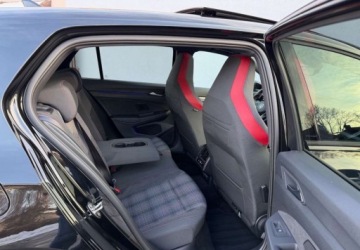 Volkswagen Golf VIII GTI Facelifting 2.0 TSI 265KM 2024 Volkswagen Golf Volkswagen Golf 2.0 TSI GTI DSG 2.0 Benzyna 265KM, zdjęcie 10