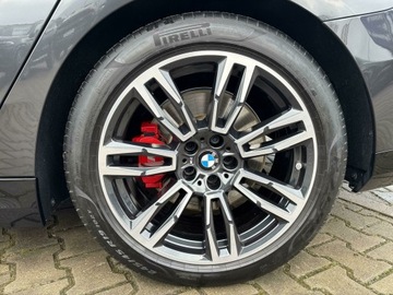 BMW Seria 5 G90-91 2025 BMW 520 BMW 520d xDrive M Pro Iconic Glow Harmann/, zdjęcie 8