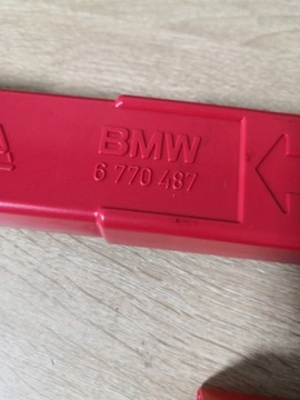 ПЕРВЫЙ КОМПЛЕКТ ТРЕУГОЛЬНЫХ УШЕК BMW 1 F20 LCI 6770487