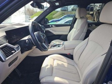 BMW X5 G05 2024 BMW X5 M60 XDrive 2024 4.4 Benzyna 523KM, zdjęcie 5