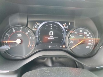 Chevrolet Camaro VI Coupe 6.2 455KM 2024 Chevrolet Camaro 2024, 6.2L, 4x4, SS, od ubezpieczalni 6.2 Benzyna 455KM, zdjęcie 9