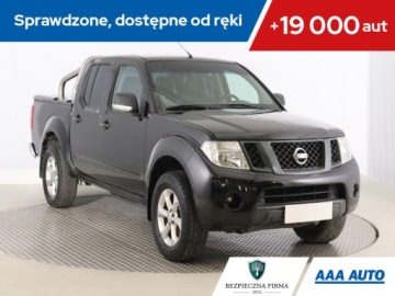 Nissan Navara IV 2015 Nissan Navara 2.5 DCi, 4X4, Klima