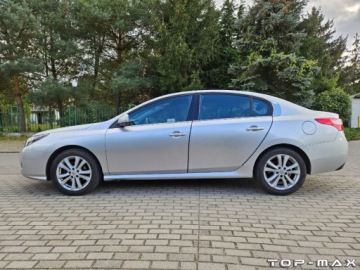 Renault Latitude 2.0 dCi FAP 150KM 2012 Renault Latitude Ladny Bogata wersja 2.0 diesel 150KM 2.0 Diesel 150KM, zdjęcie 6