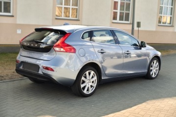 Volvo V40 II Hatchback Facelifting 2.0 D2 120KM 2018 VOLVO V40 INSCRIPTION PANORAMA JASNA SKÓRA AUTOMAT, zdjęcie 8