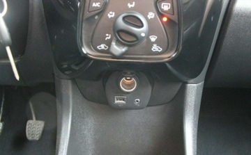 Citroen C1 II Hatchback 5d 1.0 VTi 72KM 2018 Citroen C1 Benzyna 72KM, zdjęcie 18