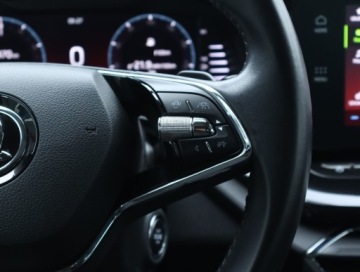 Skoda Octavia IV 2021 Skoda Octavia 1.4 TSI iV, Salon Polska, zdjęcie 24