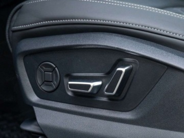 Audi Q8 SUV 3.0 50 TDI 286KM 2026 AUDI Q8 / E-Tron Q8 50 TDI quattro Suv 3.0 (286KM) 2026, zdjęcie 5