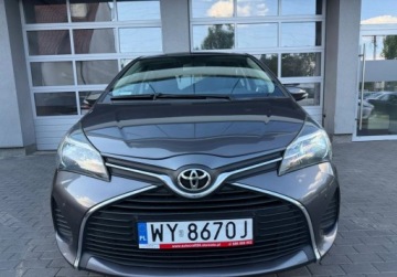 Toyota Yaris III Hatchback 5d Facelifting 1.0 VVT-i 69KM 2016 Toyota Yaris salon Polska, czujniki parkowania Benzyna 69KM, zdjęcie 1