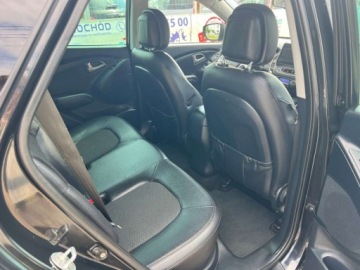 Hyundai ix35 SUV Facelifting 1.7 CRDi 115KM 2014 Hyundai ix35 NAWIGACJA POLSKORY KAMERA GRZANE FOTELE PRZOD TYL GRZANA SZYB, zdjęcie 6