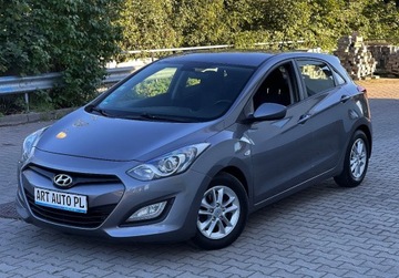 Hyundai i30 II Hatchback 5d 1.6 CRDi 110KM 2015 Hyundai i30 1.6 Diesel 110 KM Klimatyzacja, zdjęcie 10