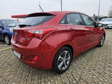 Hyundai i30 II Hatchback 5d 1.6 GDI 135KM 2015 Hyundai i30 1,6 benzyna 135KM nawigacja, zdjęcie 3