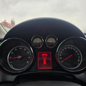 Opel Astra J Sports Tourer Facelifting 1.4 Twinport ECOTEC 100KM 2013 Opel Astra J 1.4 Benzyna 100KM Selection, zdjęcie 13