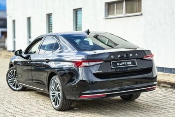 Skoda Superb IV Liftback 2.0 TSI 204KM 2026 Skoda Superb Fotele z masazem System ogrzewania CarPlay Duzy Rabat, zdjęcie 6