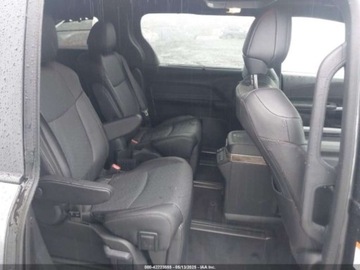 Toyota Sienna III 2025 Toyota Sienna Platinum, 2025r., 4x4, 2.5L 2.5 Benzyna 245KM, zdjęcie 9