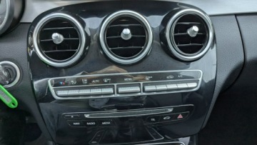 Mercedes Klasa C W205 2016 Mercedes C 180 1.6CDi 115PS OPŁACONY Bezwypadkowy, zdjęcie 25