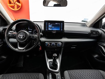 Toyota Yaris IV Hatchback 1.0 VVT-i 72KM 2022 TOYOTA Yaris 1.0 Comfort Hatchback 72KM 2022, zdjęcie 8