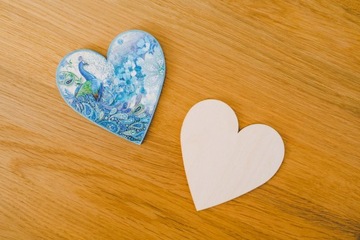 Деревянное СЕРДЦЕ HEARTS 5см 100шт украшение