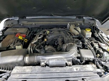 Jeep Gladiator 2023 Jeep Gladiator Sport 2023 3.6 Benzyna 285KM, zdjęcie 6