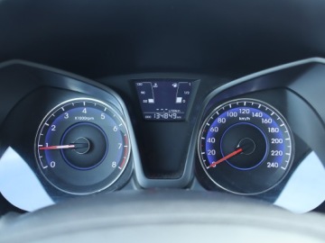 Hyundai ix20 Mikrovan 1.4 CVVT 90KM 2012 Hyundai ix20 1.4 CVVT, Klima, Parktronic, zdjęcie 10