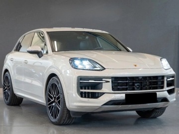Porsche Cayenne III 2025 PORSCHE Cayenne Turbo E-Hybrid Suv 4.0 (599KM) 2025, zdjęcie 1