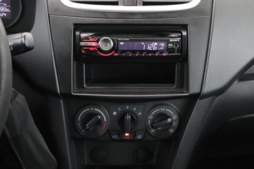 Suzuki Swift V Hatchback 5d 1.2 VVT 94KM 2011 Suzuki Swift 1.2, Salon Polska, Klima, Parktronic, zdjęcie 12