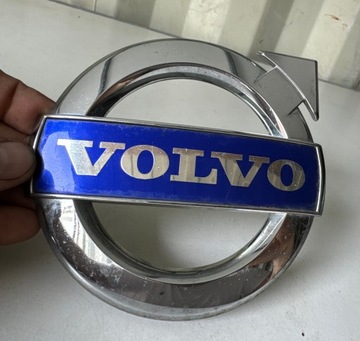 VOLVO Emblemat 31383030