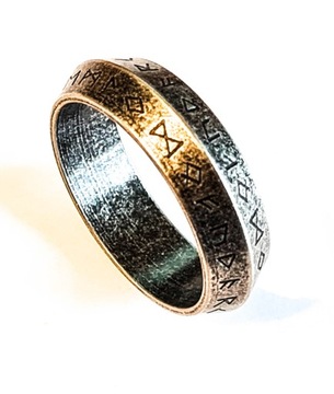 SKOŚNA NORDYCKA OBRĄCZKA SYGNET PIERŚCIEŃ PIERŚCIONEK Z RUNAMI RUNY R25
