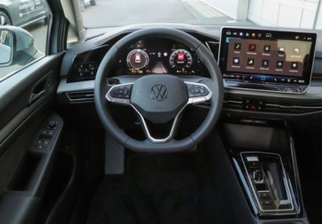 Volkswagen Golf VIII Hatchback Facelifting 1.5 eTSI mHEV 150KM 2025 Volkswagen Golf Climatronic, LED Plus, pakiet zimowy, dostepny od reki, zdjęcie 14