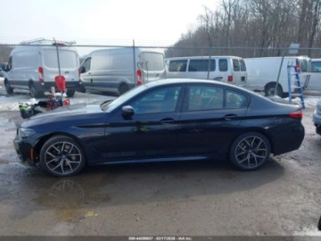 BMW Seria 5 G30-G31 2022 BMW Seria 5 530i xDrive 2022 2.0 Benzyna 248KM, zdjęcie 2