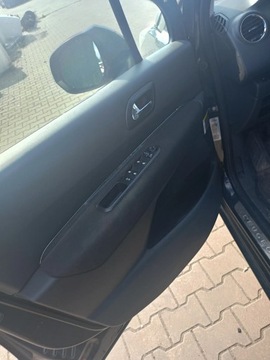 PANEL KNOFLÍKY SKEL LEVÝ PŘEDNÍ PEUGEOT 5008 09R.