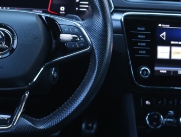 Skoda Superb III Scout 2.0 TSI 280KM 2021 Skoda Superb 2.0 TSI, Salon Polska, 1. Właściciel, zdjęcie 22