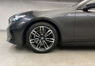 BMW Seria 5 G90-91 Touring 2.0 520d 197KM 2025 BMW Seria 5 520d xDrive, M Pakiet sportowy, Iconic Glow, Faktura, Gwarancja, zdjęcie 5