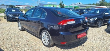 Renault Laguna III Hatchback 2.0 16v 140KM 2007 Renault Laguna climatronic duza navi, zdjęcie 5