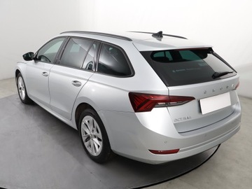 Skoda Octavia IV Kombi 2.0 TDI 115KM 2021 Skoda Octavia 2.0 TDI, Salon Polska, zdjęcie 22