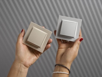 SIMON 10 ДВОЙНАЯ РАМКА БЕЛАЯ CR2/11