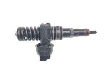038130073AG VSTŘIKOVAČE 1.9 TDI 77 2005 VW TOURAN (1T1 1T2)