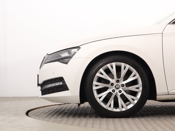 Skoda Superb III Liftback Facelifting 2.0 TDI SCR 150KM 2020 Skoda Superb 2.0 TDI, Salon Polska, Serwis ASO, zdjęcie 13