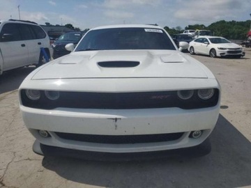 Dodge Challenger III 2016 Dodge Challenger 2016, 6.2L, SRT HELLCAT, porysowany lakier 6.2 Benzyna, zdjęcie 2