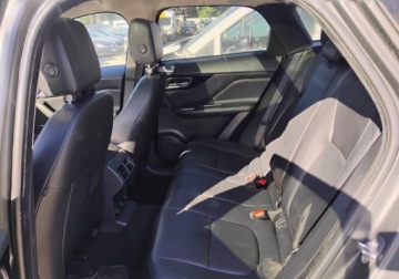 Jaguar F-Pace SUV 2.0 i4 250KM 2019 Jaguar F-Pace 2019r, 2.0 Benzyna AUTOMAT. Lekko przetarte boki. Jezdzi., zdjęcie 8