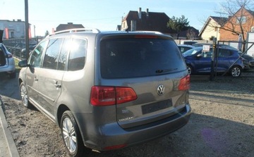 Volkswagen Touran II 1.6 TDI 105KM 2015 Volkswagen Touran 1.6 Diesel 104KM, zdjęcie 6