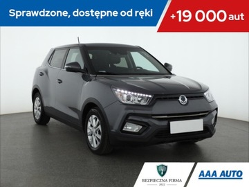 Ssangyong Tivoli Crossover 1.6 128KM 2019 SsangYong Tivoli 1.6 e-XGi, Salon Polska