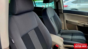 Volkswagen Golf VI Hatchback 5d 1.6 TDI-CR DPF BlueMotion 105KM 2010 Volkswagen Golf Zarejestrowany 1.6 Diesel 105KM, zdjęcie 31