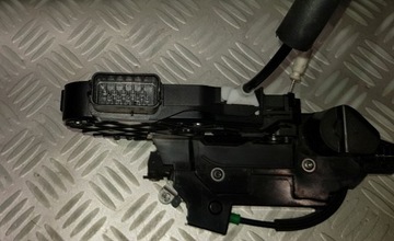 JAGUAR XF X250 RANGE ROVER ZÁMEK DVEŘE LEVÝ ZADNÍ KEYLESS GO 10+4 PIN